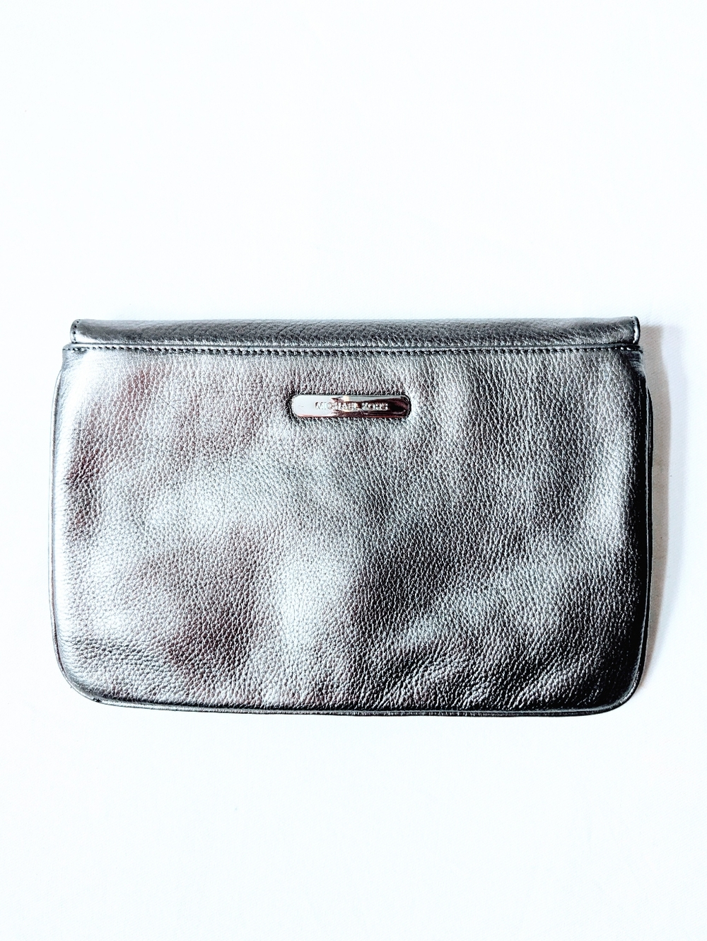 Michael Kors Metallic Gray / Silver Pebbled Leather Large Clutch Bag - Picture 3 of 9